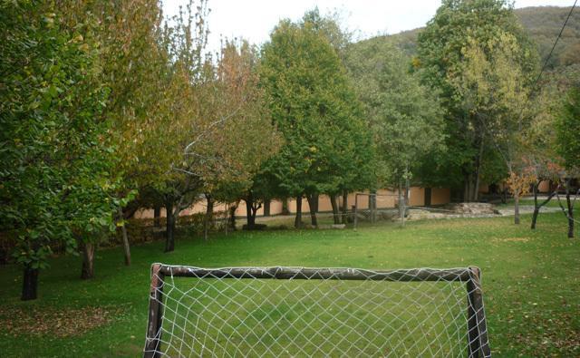Albergue Turistico Valle Del Ambroz Хервас Экстерьер фото